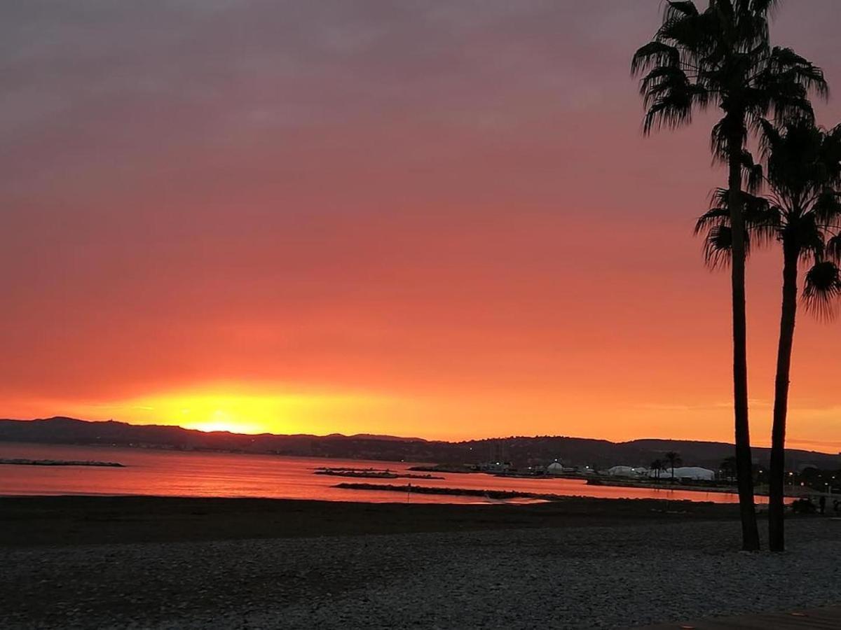 Sur La Plage, Le Royal Apartment Saint-Laurent-du-Var