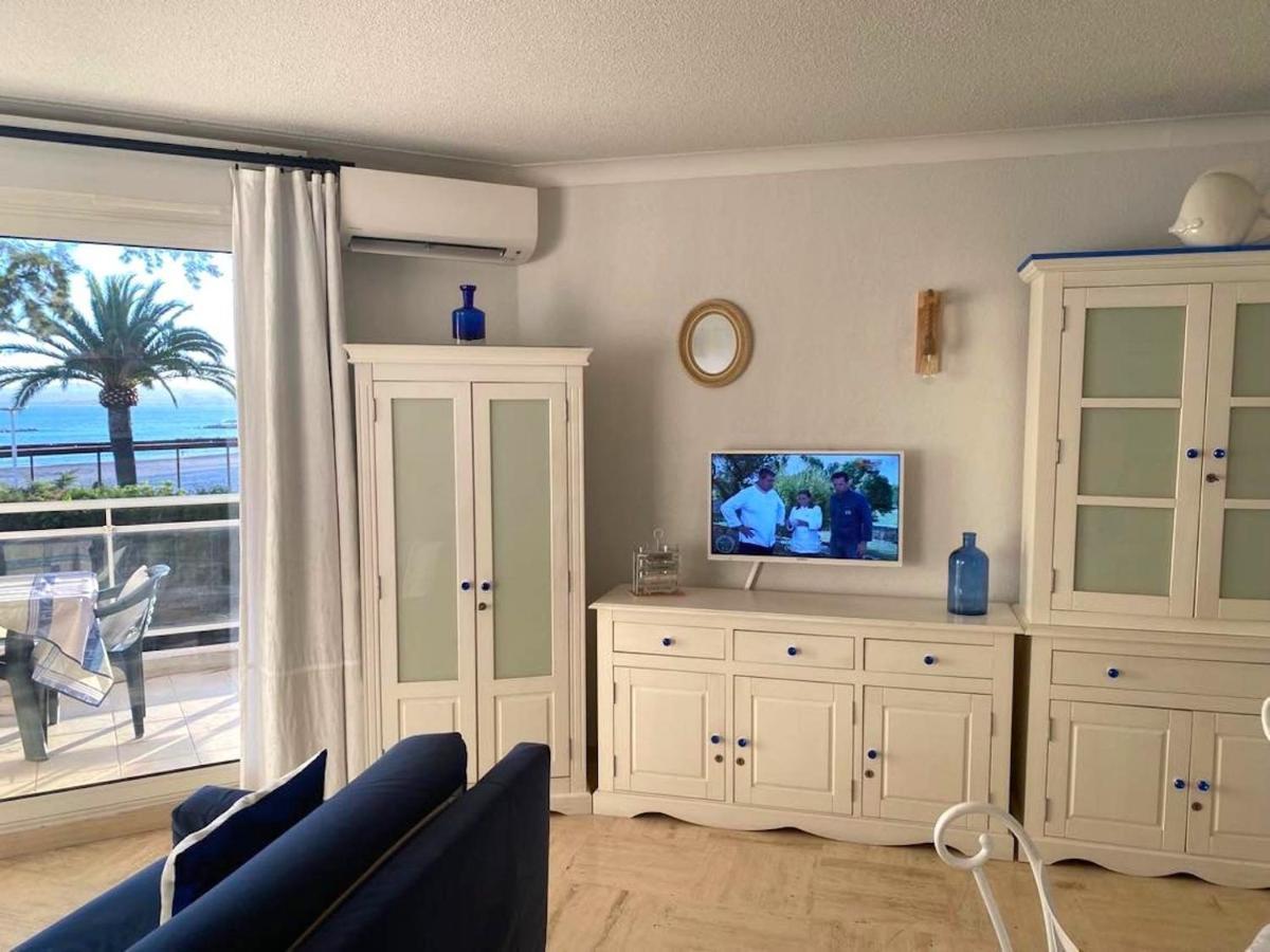 Sur La Plage, Le Royal Apartment